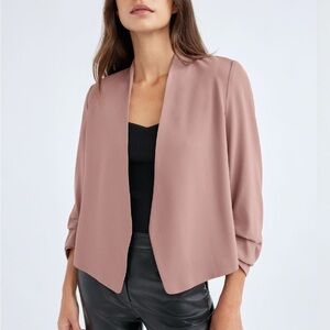 Aritzia Babaton “Power Waist Blazer” Size 00